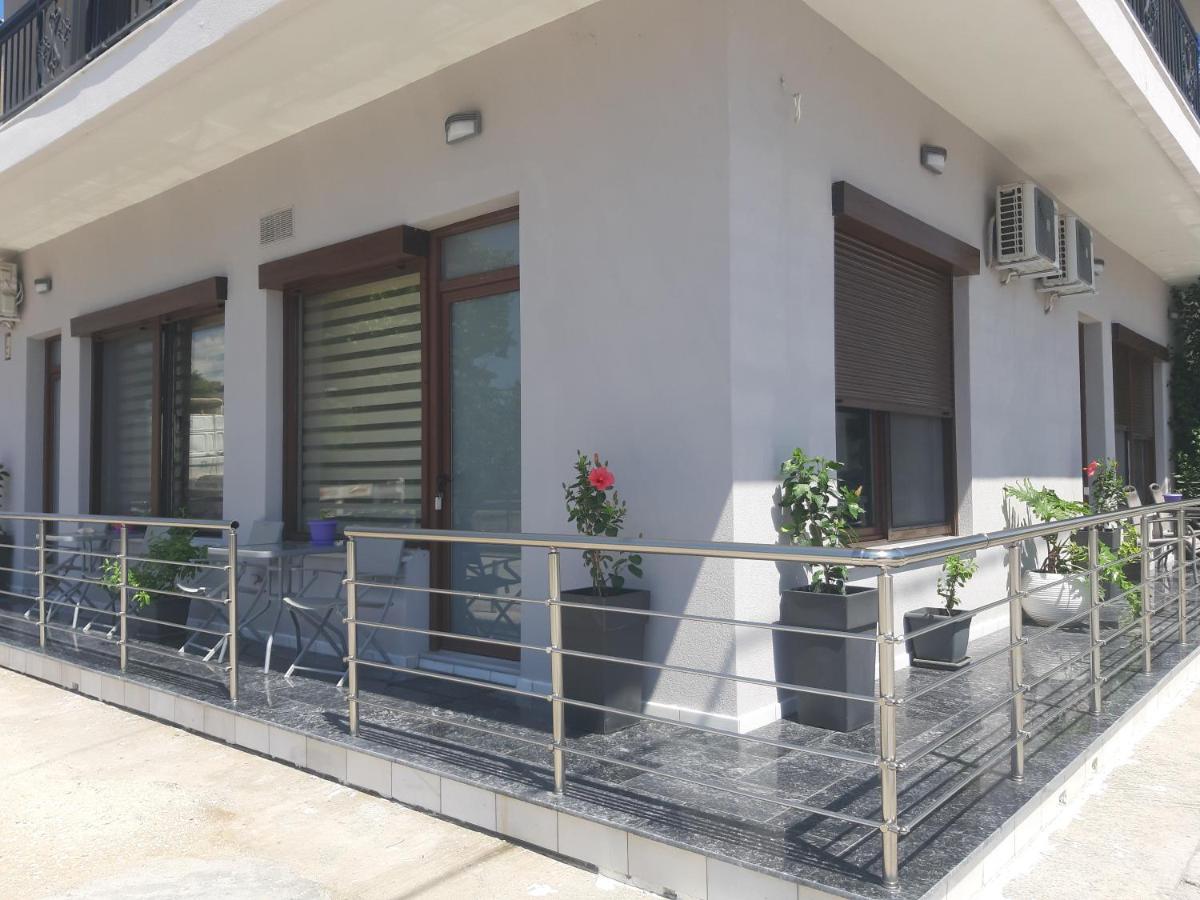 Soula'S Sunshine Green Apartment Nea Karvali Eksteriør billede
